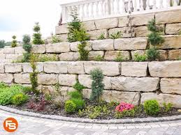 Mauer Im Garten Steinmauer Garten Garten Landschaftsbau Bepflanzung