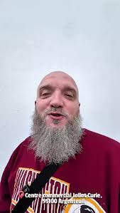 Larry au Pays des Merguez