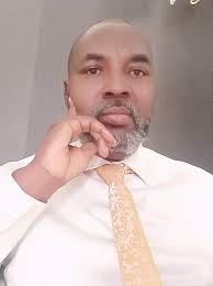 THE CHAIRMAN AND MANAGING DIRECTOR OF EYES FOUNDATION...OTUNBA DR. ADEKUNLE  O. HASSAN DECLARES INTEREST FOR THE AWUJALE STOOL Amidst the ongoing  developments within the Fusengbuwa Ruling House, the Chairman of Eye  Foundation,