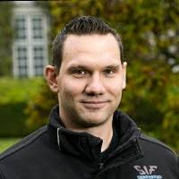 200+ perfiles de «Lübker»