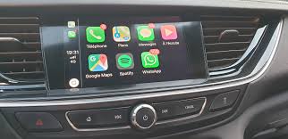 Le logiciel va chercher automatiquement les nouveaux paquets disponibles. Android Auto On A Teste La Nouvelle Interface Multimedia Embarquee Et C Est Bien Mieux