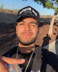 Anthony Ulloa(@anthony.ulloa_) • Instagram 사진 및 동영상