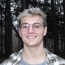 Lucas Eckrich's Instagram, Twitter & Facebook