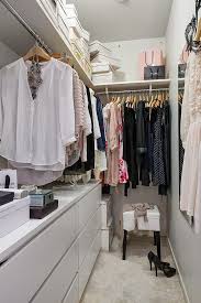 Ecco Una Serie Di Cabine Armadio Belle Da Vedere Ma Soprattutto Ben Organizzate Perche Aver Cabina Armadio Cabina Armadio Piccola Arredamento Piccola Camera