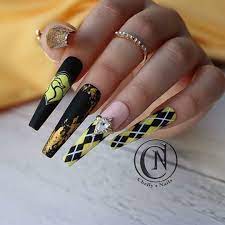 Nails Top Master On Instagram Repost Chellys Nails For My Harry Potter Fans Harry Potter Nails Harry Potter Nails Designs Harry Potter Nail Art