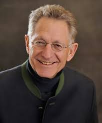 Christine Amara's Instagram, Twitter & Facebook