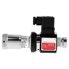 A ratio relay is a pneumatic switch that can perform tasks based on a predetermined ratio, such as addition, subtraction, biasing, and reversing. New Year Deals Pressure Relay Straight Through Tube Hydraulic Pressure Relay Switch Valve 30 210kg Cm For Pneumatic Hydraulic And Oil System Amazon Com Industrial Scientific