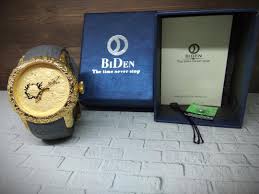 Mulai dari kolam renang hingga permainan outbond. Jam Tangan Merk Biden Original Ukiran Naga Mewah Fesyen Pria Jam Tangan Di Carousell