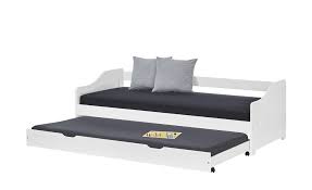 Das multifunktionale sofabett aslak besticht durch seine eleganten füße aus massivem eichenholz. Sofabett Mit Ausziehbett Leonie Sconto Der Mobelmarkt