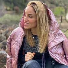 Ο χρόνος 29.92 που η καρολίνα πελενδρίτου σημείωσε την παρασκευή 29/8, στα 50 μέτρα ελεύθερο της κατηγορίας s11 στα προκριματικά της κολύμβησης, όχι μόνο της έδωσε το εισιτήριο για τον τελικό, όπου και κατάφερε να κατακτήσει. C9o O2jv75tzm