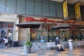 Read below for business times. à¸£ à¸› The Cheesecake Factory Sherman Oaks Galleria Wongnai