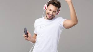 Tips pencarian lirik favorit anda. Lirik Dan Chord Gitar Lagu Di Antara Bintang Dari Band Hello