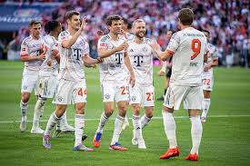 بايرن ميونيخ يحقق فوزًا ثمينًا أمام بوروسيا مونشنغلادباخ