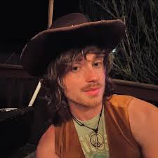 Twins 😂 Bitch dont play me