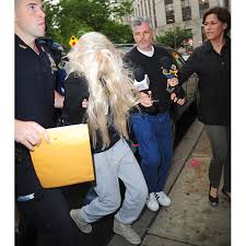 Amanda bynes was born on 3 april 1986, in thousand oaks, california, usa, to lynn and rick bynes. Amanda Bynes S Breakdown A Timeline Ew Com