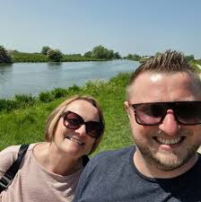 Is it possible to make this full screen? I've tried changing resolution