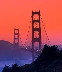 This entire location is a great place to watch the sunset. Batteries To Bluffs Trail San Francisco Presidio San Francisco Travel Golden Gate Bridge Golden Gate