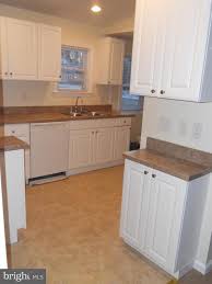 Browse pictures of gorgeous kitchens for cabinet ideas from hgtv.com. 16 Delsea Dr S Glassboro Nj 08028 House For Rent In Glassboro Nj Apartments Com