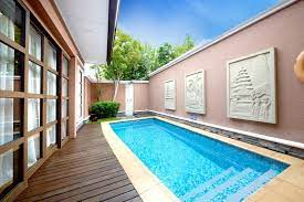 It seems that bali has no shortage the bedroom is spacious with mirrors further creating an illusion of space, and the pool, surrounded by high walls gives a sense of privacy. 8 Super Lepak Holiday Lodges In Malaysia With Private Pools From Just 123 Per Night