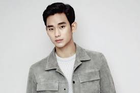 Kim soo hyun is a south korean actor, best known for his roles in the television dramas dream high, moon embracing the sun Actor Kim Soo Hyun Quietly Begins Military Service Entertainment The Jakarta Post