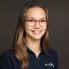 Mitarbeitende von ecodemy GmbH