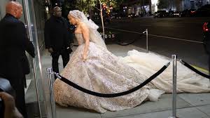 Check spelling or type a new query. Heiraten Steht Ihr Gut Jennifer Lopez In Traum Brautkleid Promiflash De