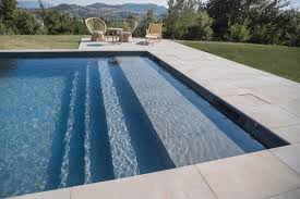 Piscine Avec Volet Bassin Volet Immerge Sous Caillebotis Couleurs Piscine