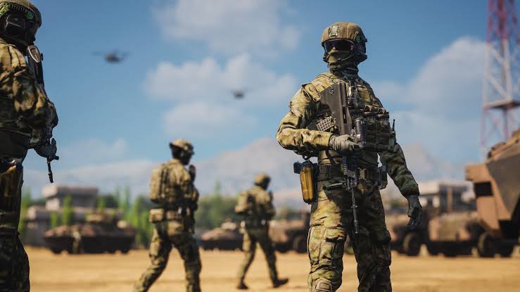 Геймплей Squad