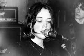 Slowdive 보컬 레이첼 고스웰.jpg : MLBPARK
