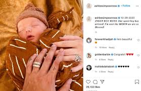 Ashlee simpson, 30, and evan ross, 27, made one cute baby! Ashlee Simpson Das Baby Ist Da