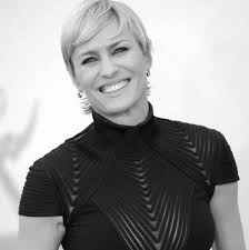 5 Things You Need to Know: Robin Wright (HOUSE OF CARDS)