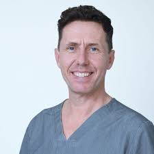 Dr. Edwards joins the Auckland team!