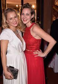In every cell in the human body there is a nucleus, where genetic material is stored in genes. Felicitas Woll Starportrat News Bilder Gala De