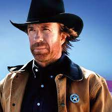 Chuck Noris Puede Ahogarte Con El Cable De Un Telefono Inalambrico Chuck Norris Chuck Norris Facts Chuck Norris Memes