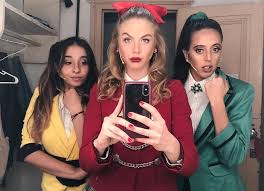 Every halloween i invariably find myself with about two hours and not a lot of money to dream up an awesome costume. 10 Easy Last Minute Halloween Costumes To Diy