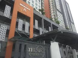 Just in walking distance from the arc guard house. Hayat Homestay The Arc Cyberjaya Apartment Cyberjaya