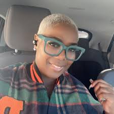 Myself and some amazing leaders are coming together to bring in the New  Year….. It's going to be 🔥 🔥 🔥