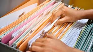 C'est le délai de contestation des commerçants pour revenir vers le client pour défaut de paiement (le relevé de cpte fera preuve du paiement). Releves De Compte Combien De Temps Garder Ces Documents Bancaires