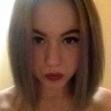 Evie Holmes (eveholmes50)