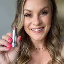 Moisturizing Cream Lipstick