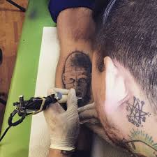 The game involves solving the puzzle box, which ends with angelique transforming them into pseudo cenobites. Hellraiser Tattoo Camilo Prat By Camilo Prat On Deviantart