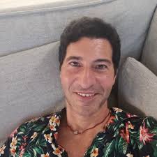 Looking for a language exchange partner to improve Spanish in Washington DC?