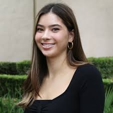 Congratulations to the SM 2023 Homecoming Court! 🦅 Senior Princesses: •Mia  Baird '24 •Grace Domagala '24 •Randi Ingoglia '24 •Bailey Michaelian-Marks  '24 Junior Princess: •Natalie Leon '25 Sophomore Princess: •Ava Sherwood '26