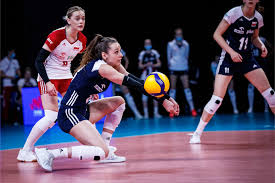Jej kariera wystrzeliła ostatnio błyskawicznie, bo mimo zaledwie 20 lat. Liga Narodow Polska Dominikana 1 3 Co Sie Dzieje Z Siatkarkami Nie Ma U Nas Walecznosci I Radosci Z Gry Skrot Meczu Super Express