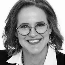 Gloria Moncrief's Instagram, Twitter & Facebook