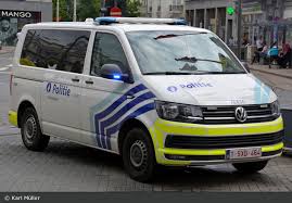Noodoproep voor de politie van antwerpen voor dringende hulp bel je zo snel mogelijk het noodnummer 101. Einsatzfahrzeug Antwerpen Lokale Politie Fustw Al 436 Bos Fahrzeuge Einsatzfahrzeuge Und Wachen Weltweit