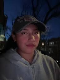 Jennifer Eyre's Instagram, Twitter & Facebook