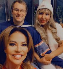 Happy 2023, Sunshine! . Here's hoping you made cherished memories with  loved ones over the holidays, too. Look at pic number one: its the  traditional, Meade niece/nephew photo we have made for