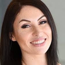 Ashley Wolf's Instagram, Twitter & Facebook