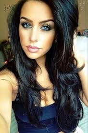 People with gray, white, or blue flecks in their eyes are in the cool category. Blue Eyes Hair Color Chart Barbe